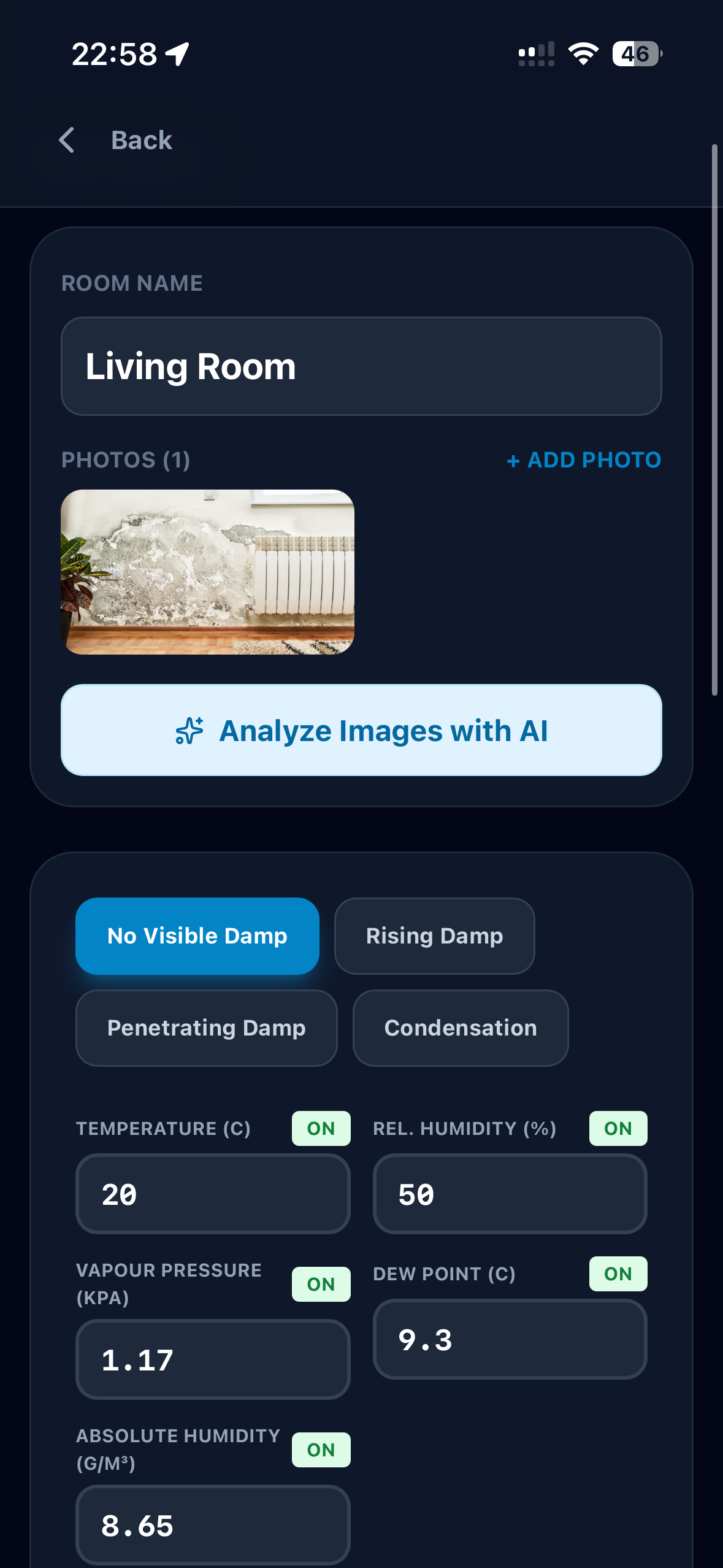 DampApp Pro room inspection screen with readings and observations